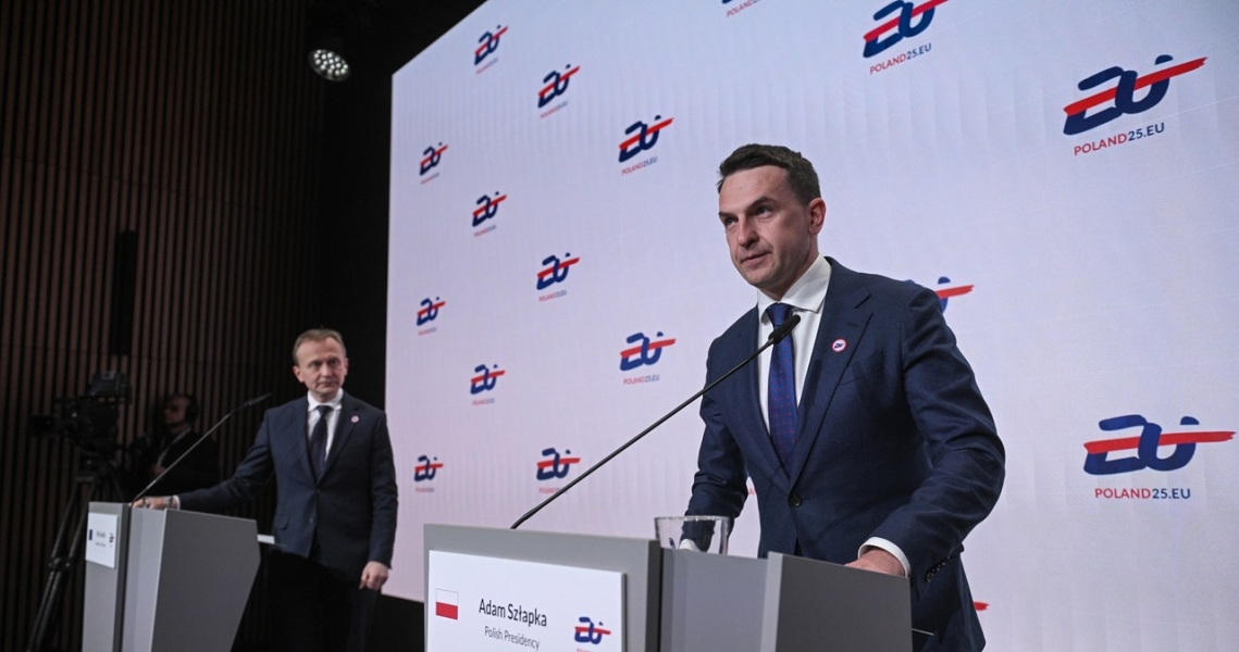 Press conference as part of the informal meeting of the General Affairs Council in Warsaw. In the image: Piotr Serafin and Adam Szłapka / Marcin Obara /PAP