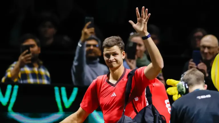 Hubert Hurkacz wycofał się z turnieju ATP 500 w Acapulco. Polak poza listą – Tenis - INFBusiness