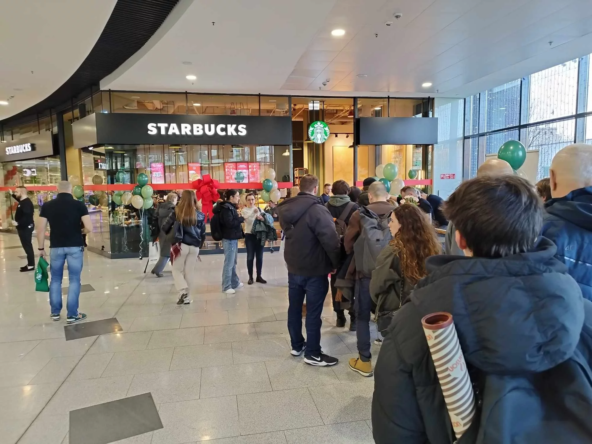 Nowa Sukcesja Łódź Starbucks