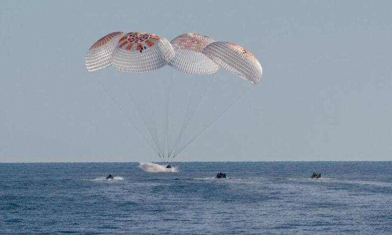 Astronauci przebywający na ISS od czerwca wylądowali na Ziemi - INFBusiness