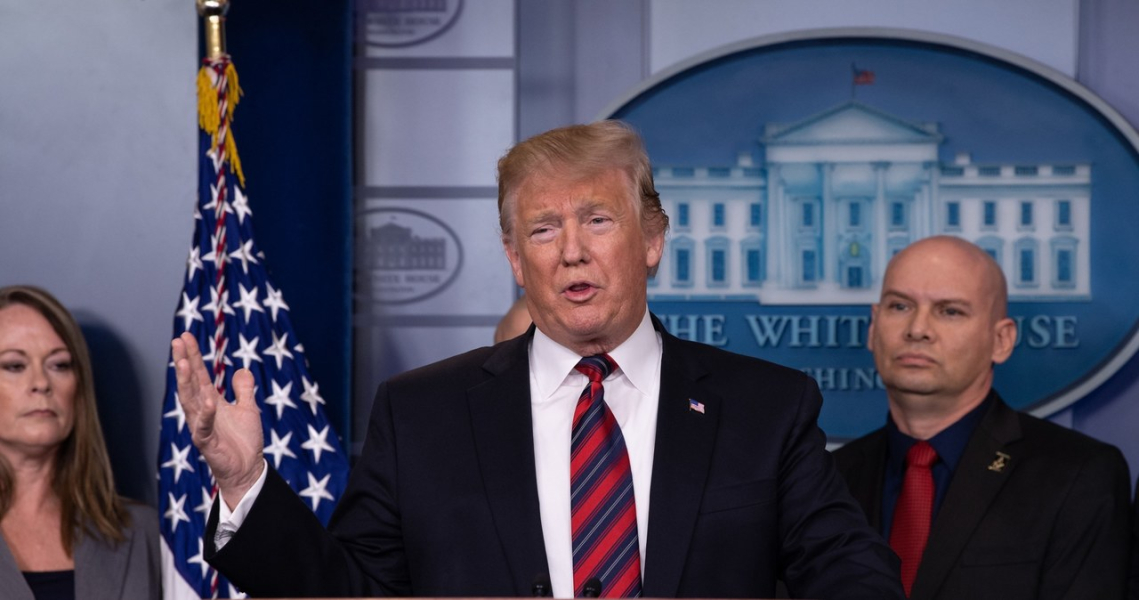 Donald Trump announced that he would impose tariffs of 25 percent on any country that buys oil or gas from Venezuela /NICHOLAS KAMM /AFP