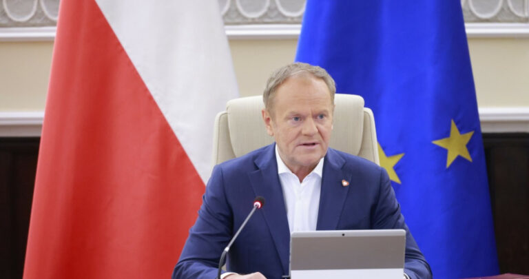 Donald Tusk z Brukseli o deregulacji: „zaczęło się na dobre” - INFBusiness