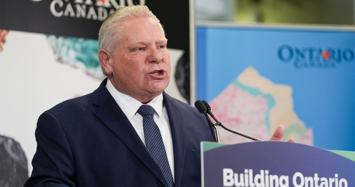 Premier prowincji Ontario Doug Ford chce uderzyć w trzy stany USA 25-procentowymi cłami na energię /Mert Alper Dervis / Anadolu /AFP