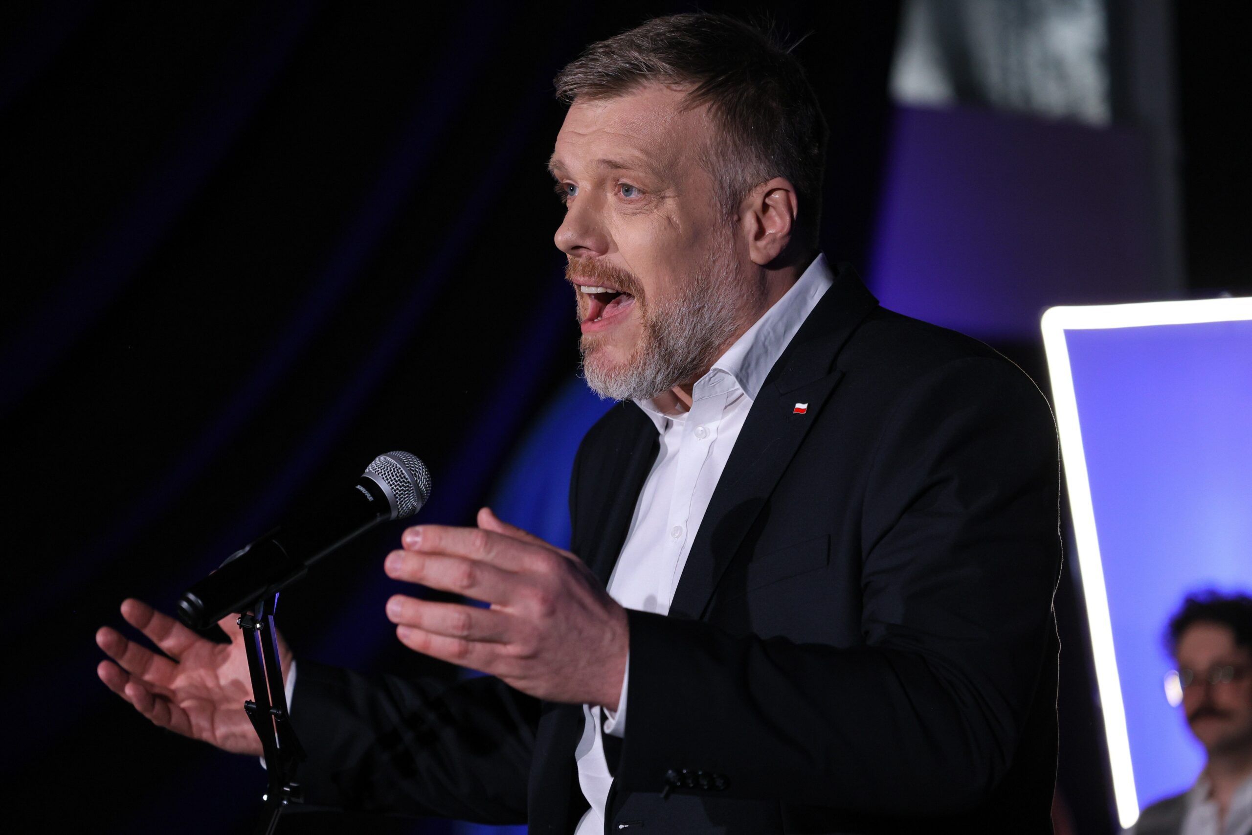 Sondaż: Już nie pięć tylko sześć partii w Sejmie. Najwięcej zyskuje Konfederacja