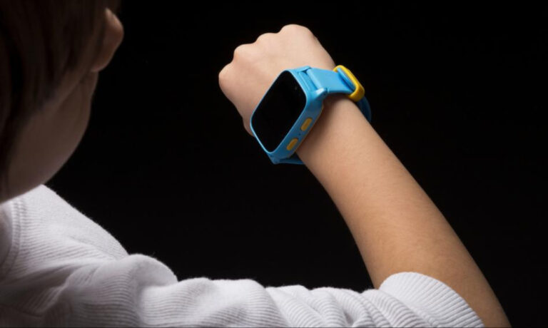 Dziecięcy smartwatch sparaliżował służby ratunkowe. Weszli do... przedszkola - INFBusiness