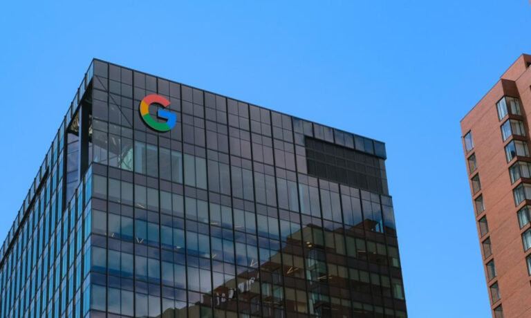 Problemy giganta w Wielkiej Brytanii. Pozew zbiorowy przeciwko Google złożony w sądzie - INFBusiness