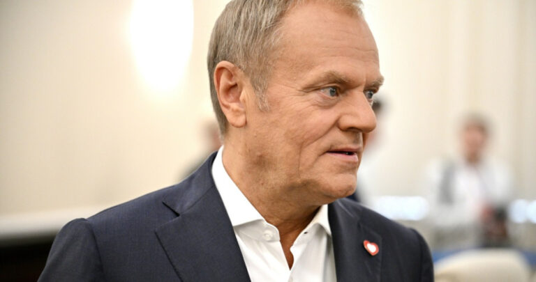 Tusk atakuje NBP. Inflacja spada, ale stopy procentowe pozostają w miejscu - INFBusiness