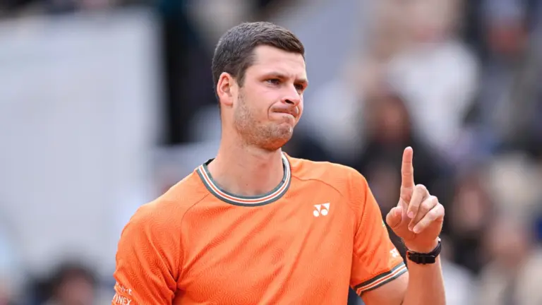 Pech Huberta Hurkacza! Złe wieści tuż przed meczem Polaka – Tenis - INFBusiness