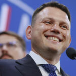 13 mln zł w bitcoinach, stolik za 12 tys. zł i akcje. Oto sprawozdanie finansowe Sławomira Mentzena