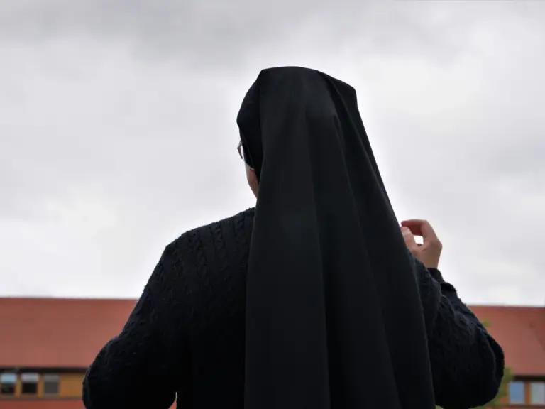 Emerytury zakonne w Polsce - Fundusz Kościelny i ZUS - INFBusiness