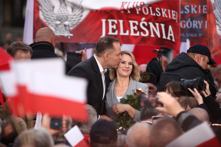 Karol Nawrocki o swojej żonie: Jest odkryciem kampanii - INFBusiness