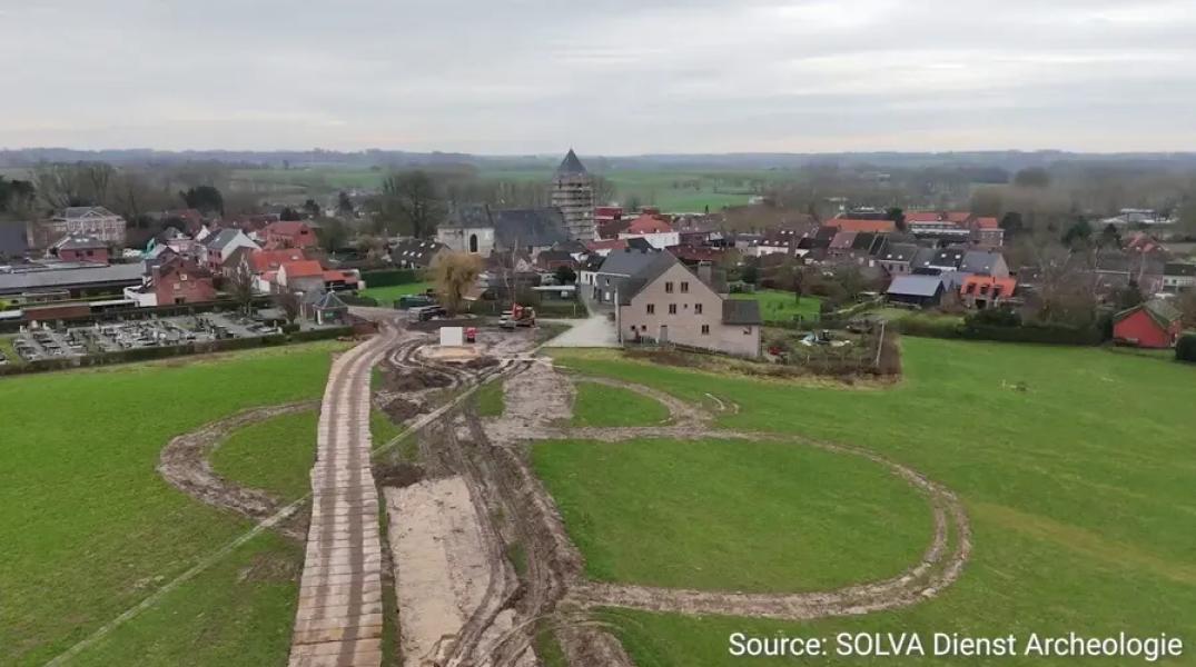 Rzymscy archeolodzy znaleźli starożytną głowę bóstwa podczas wykopalisk w kościele katolickim - INFBusiness