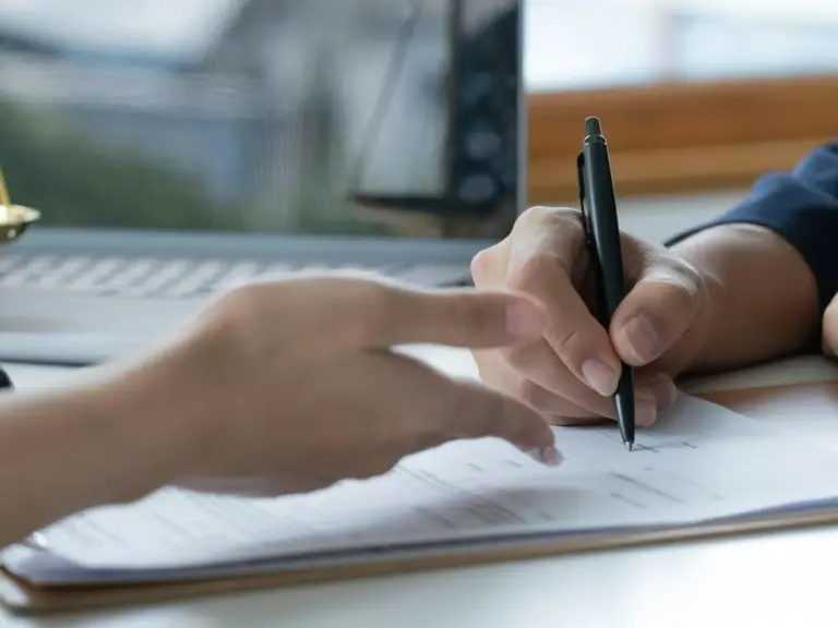 Święta w 2025 roku. Pełna lista zmian w prawie pracy - INFBusiness