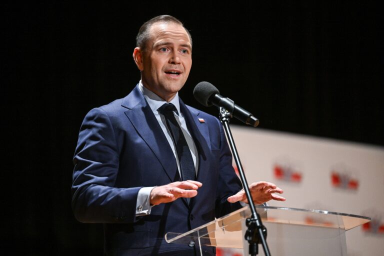Sondaż: Przyspieszone wybory do Sejmu, jeśli prezydentem zostanie Nawrocki? Polacy odpowiedzieli - INFBusiness