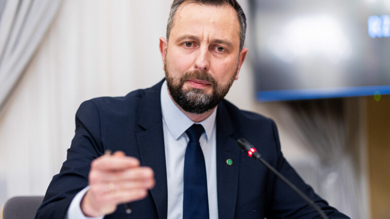 Ministrowie z PSL znów wysłali opinie krytyczne wobec projektów o związkach partnerskich - INFBusiness