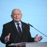 Nowy dokument ws. kawalerki Karola Nawrockiego. Jarosław Kaczyński zabrał głos