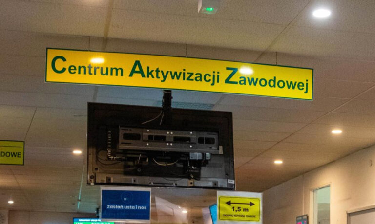 Bezrobocie jest rekordowo niskie, a znalezienie pracy jest coraz trudniejsze. To oni mają najgorzej - INFBusiness
