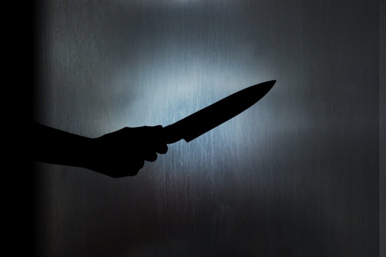 Państwo w Państwie. Brutalny atak nożownika w Szczecinie. Sprawca na wolności. - INFBusiness