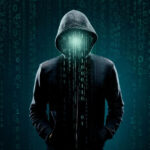 Deepfake'i, złodzieje, kryptojacking i hakerzy na dodatek. Pole minowe cyberprzestrzeni