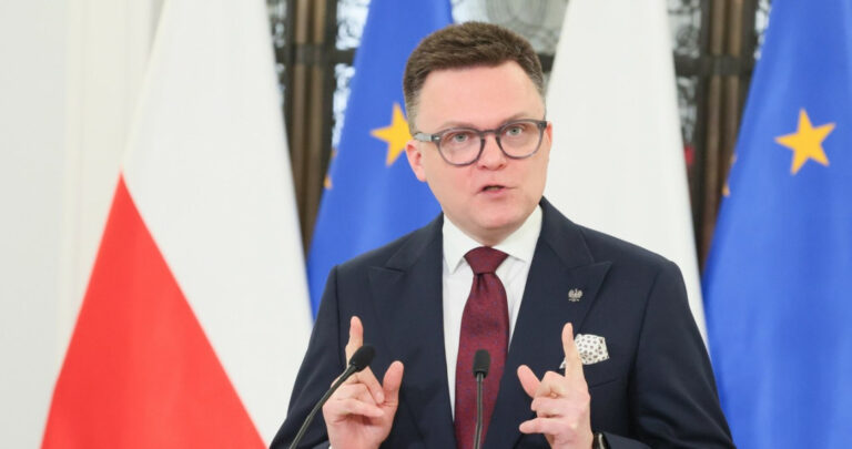 Deweloperzy bez tajemnic? Hołownia pisze do Dudy - INFBusiness