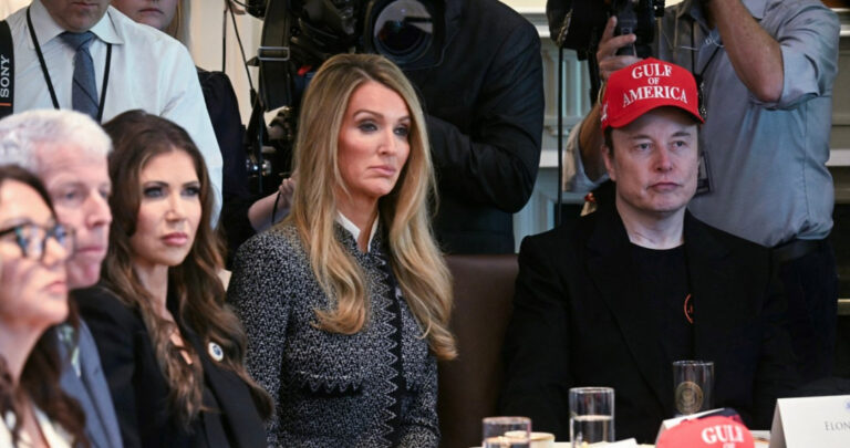 Elon Musk skrytykował Donalda Trumpa. Chodziło o przeforsowanie ustawy podatkowej - INFBusiness