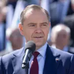 Wybory: Szczegóły bójki kibiców z Karolem Nawrockim. Szokujące wieści – Piłka nożna