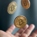Kryptowaluty w tarapatach: atakowały domy jeden po drugim