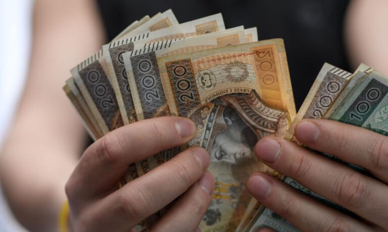 Masz jakieś oszczędności? Tutaj nadal wysokie stawki za 100 tys. zł - INFBusiness
