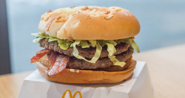 McDonald's w USA w tarapatach: największy spadek sprzedaży od czasu pandemii - INFBusiness