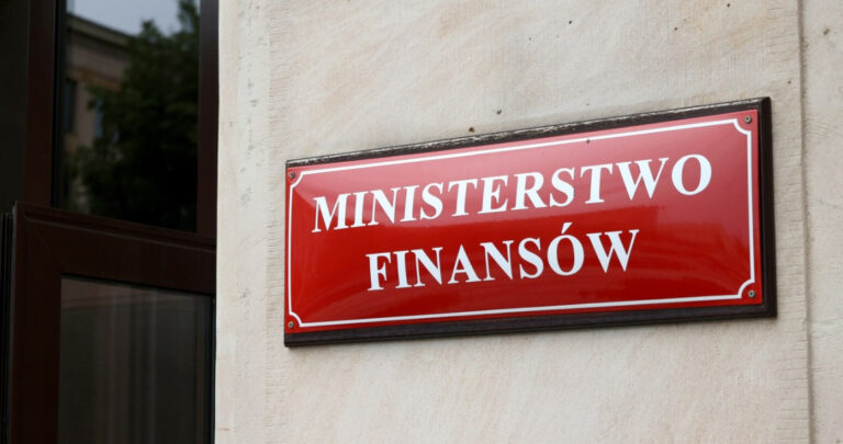 Nadmierne zyski banków. Ministerstwo Finansów decyduje o podatkach - INFBusiness
