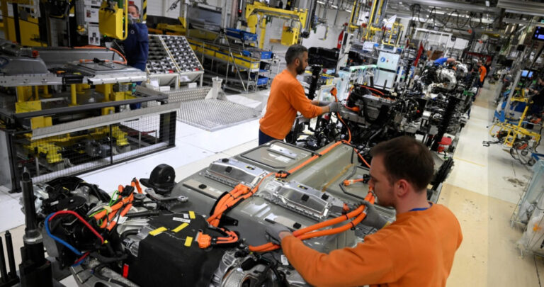 Największe zwolnienia od 2008 r. Volvo rozstaje się z 3000 pracowników - INFBusiness
