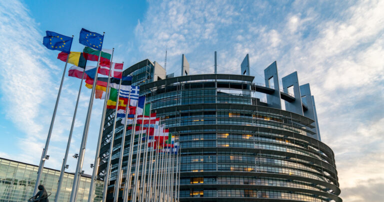 Parlament Europejski popiera wyższe cła na rosyjskie nawozy - INFBusiness