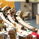 Przyłapała nauczyciela na korzystaniu z ChatGPT. Studentka chce zwrotu czesnego. Kiedy można korzystać z AI na uczelni?