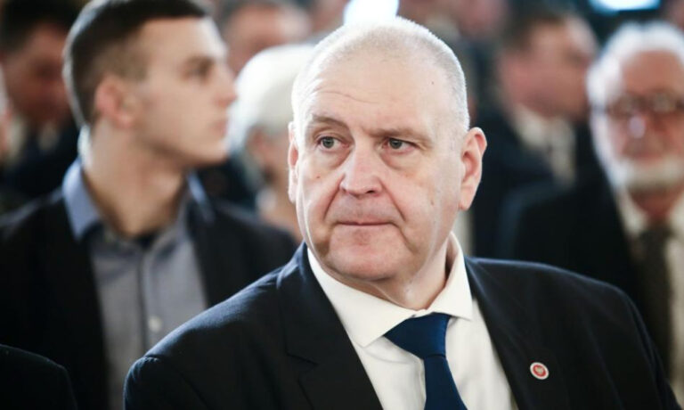Święczkowski nie pojawi się na rozprawie. „Komisja Pegasus nie istnieje” - INFBusiness