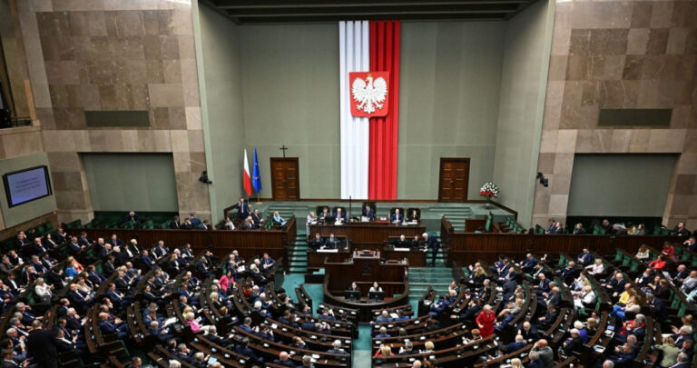 Zdrowie ważniejsze od zysków? Rząd kontra biznes nikotynowy - INFBusiness