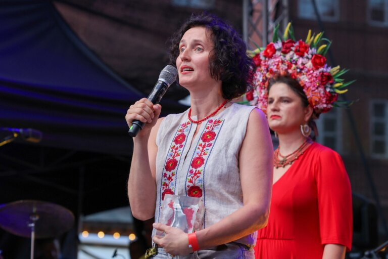Elwira Niewiera uderza w Karola Nawrockiego. Politycy mówią o skandalu w ambasadzie w Berlinie - INFBusiness