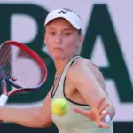 Iga Świątek – Jelena Rybakina. Hitowy mecz na Roland Garros o ćwierćfinał – Tenis
