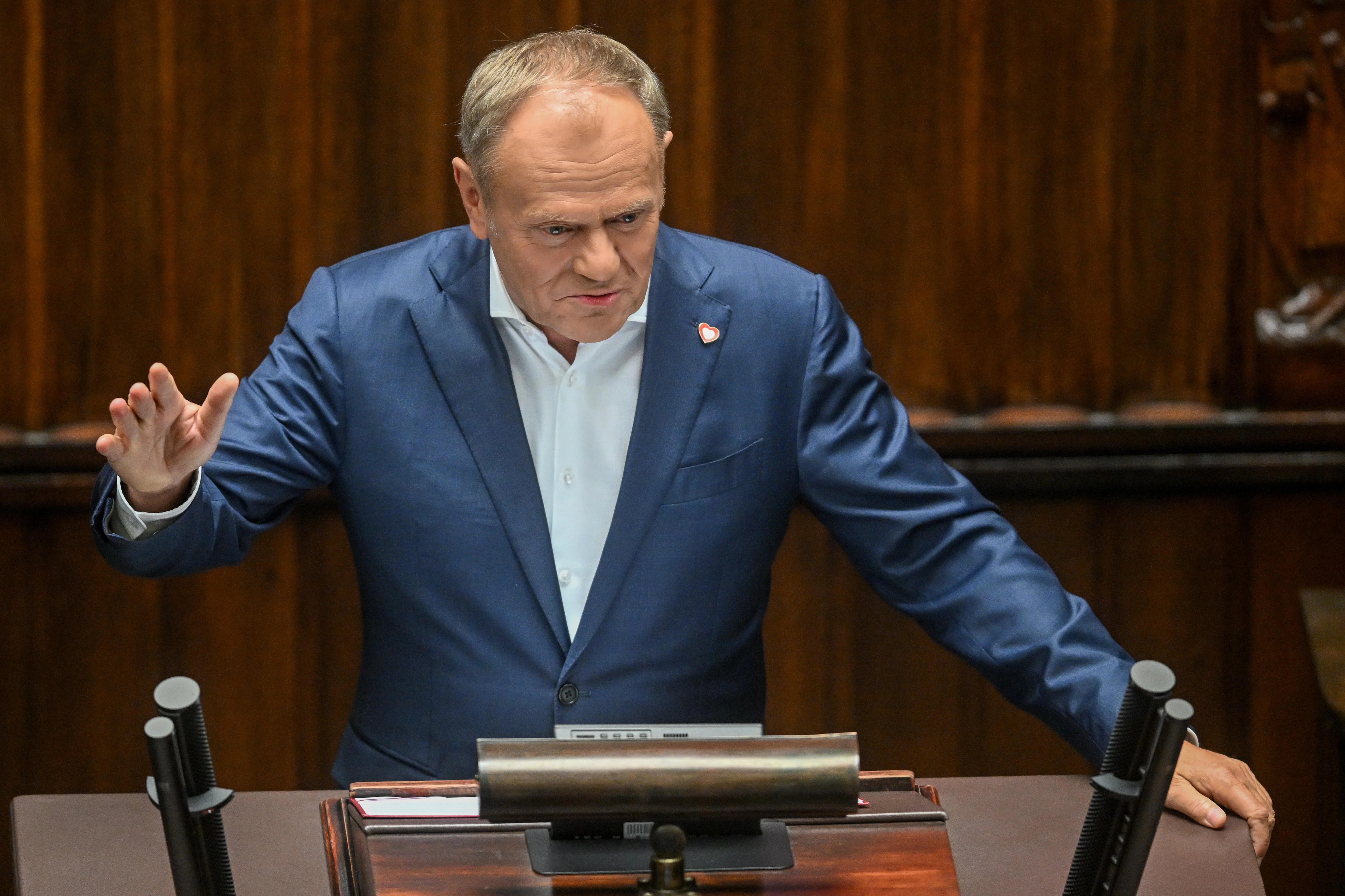 Donald Tusk nie ma pomysłu na wygranie wyborów parlamentarnych z PiS. KO jest pogubiona - INFBusiness