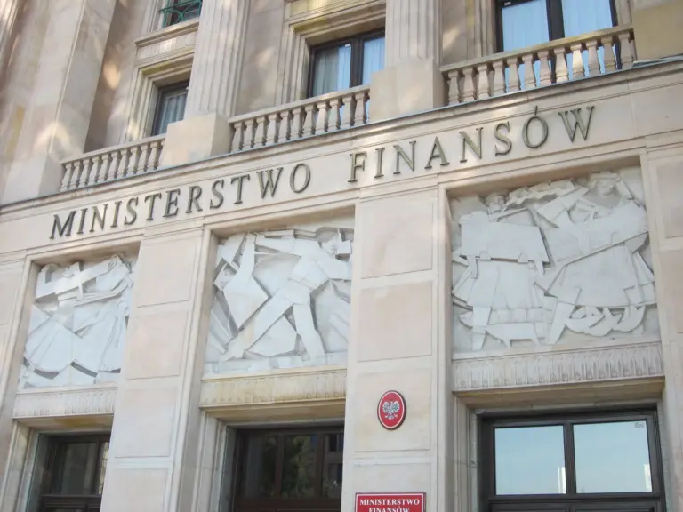 Nowy podatek dla banków? Jasne stanowisko wiceministra Dropa - INFBusiness