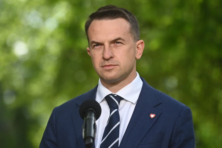 Nowy rzecznik rządu Adam Szłapka wskazuje na problem koalicji. „Za mało mówiliśmy” - INFBusiness