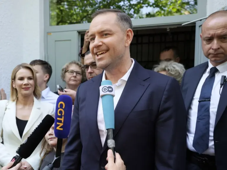 Prezesem jest Karol Nawrocki. Lechia Gdańsk reaguje - INFBusiness