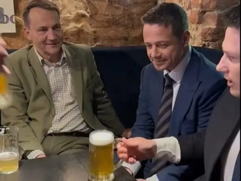 Któremu kandydatowi Polacy kupiliby piwo? Sondaż dla „Wprost” - INFBusiness