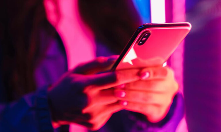 Bez nowej aplikacji nie będziesz mieć dostępu do Internetu. UE wprowadza nowe zasady - INFBusiness