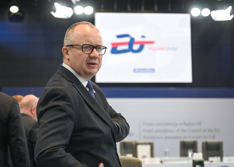 Czy Adam Bodnar straci stanowisko ministra? Nadchodzi rekonstrukcja rządu Tuska - INFBusiness