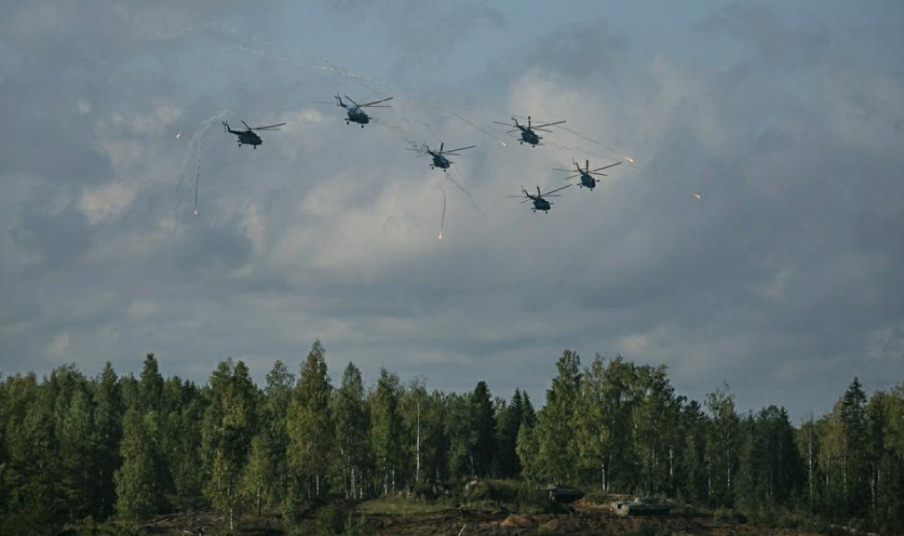 Ekspert: Zmiana organizacji manewrów Zapad-2025 to zasłona dymna