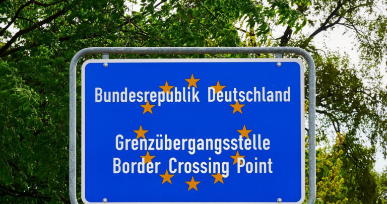 Emigranci chcą opuścić Niemcy. Polska wśród popularnych kierunków - INFBusiness