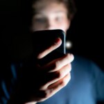 Cyfrowe pokolenie cierpi inaczej. „Nikt mądry nie dał nam instrukcji obsługi”