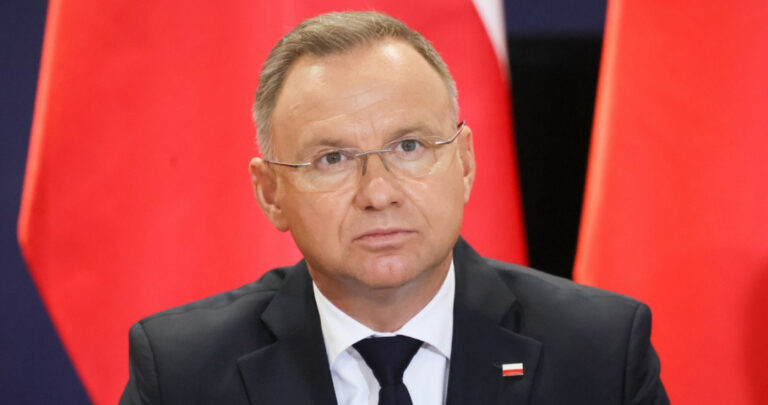Koniec sprzedaży e-papierosów nieletnim. Decyzja prezydenta - INFBusiness