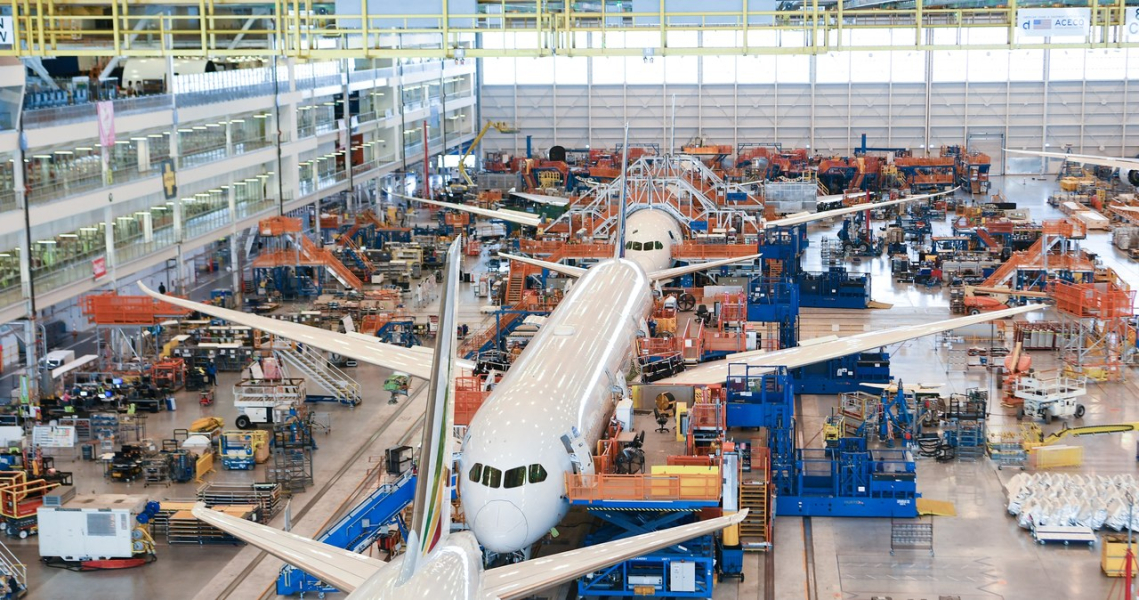 Katastrofa Boeinga 787 Dreamlinera w Indiach. Akcje producenta samolotów w dół /AFP PHOTO / BOEING /AFP