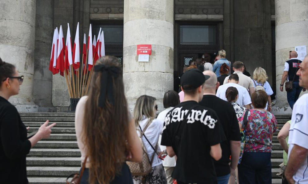Polacy wybierają prezydenta. Czy frekwencja będzie dziś rekordowa? Czy przekroczymy 70 procent?